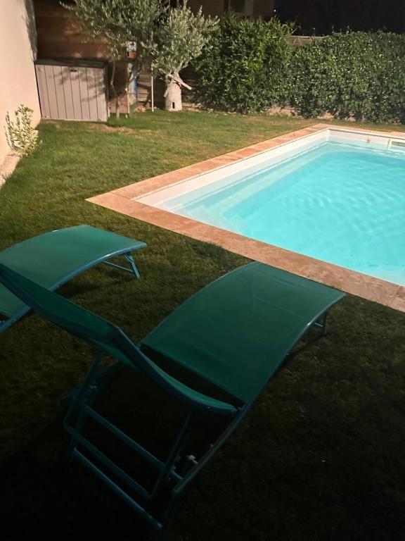 Villa J Et V Bédarrides Dış mekan fotoğraf